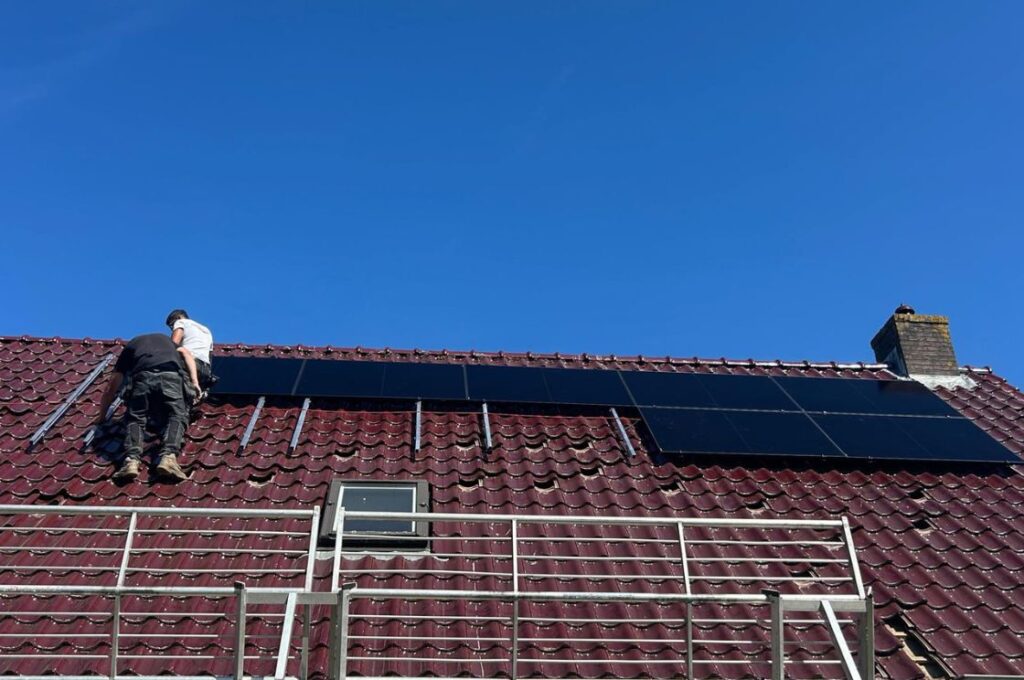 Zonnepanelen plaatsen woning
