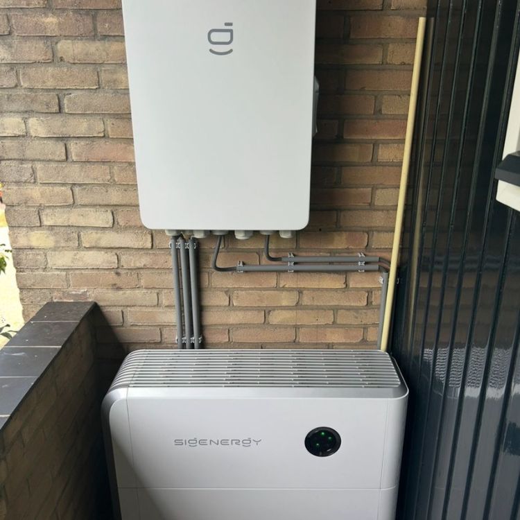 Sigenergy batterij met extra capaciteit en omvormer